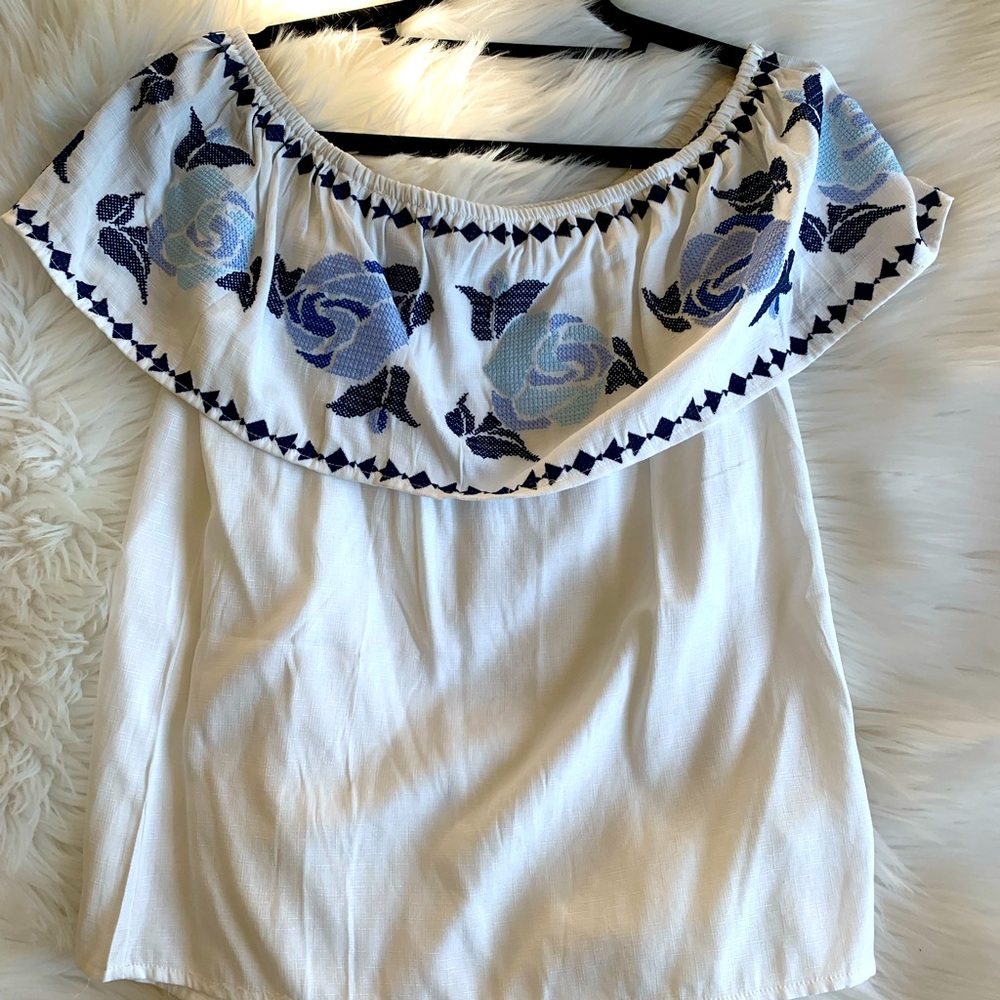 Blue Rain white over the shoulder top size medium